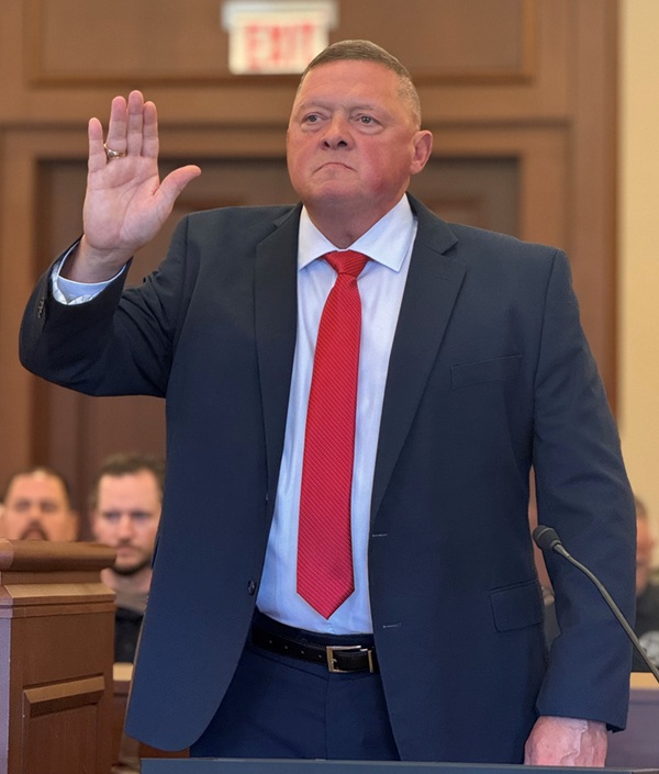 Swearing in of U.S. Marshal for the Southern District of West Virginia, Jack Chambers