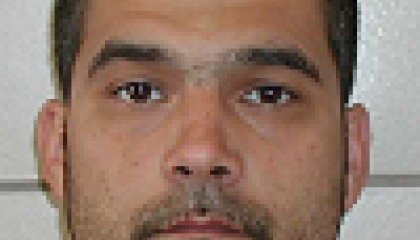 Face photo of the male fugitive Scotty Lynn Shiers